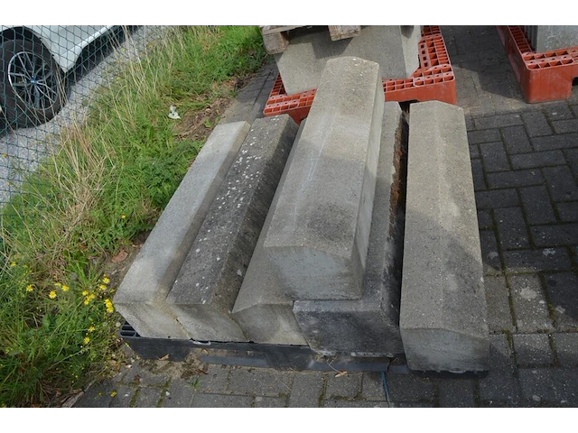 13 borduren 1 m (zonder pvc pallet) - afbeelding 5 van  5