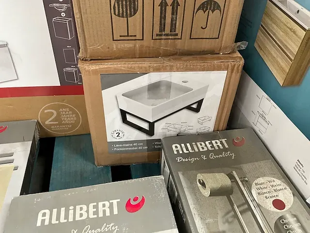 13 diverse badkamertoebehoren allibert - afbeelding 8 van  11