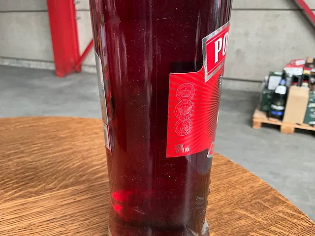 13 diverse flessen vodka - afbeelding 7 van  13