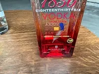 13 diverse flessen vodka - afbeelding 9 van  13