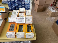 13 dozen ankerbouten; ankers - afbeelding 1 van  8