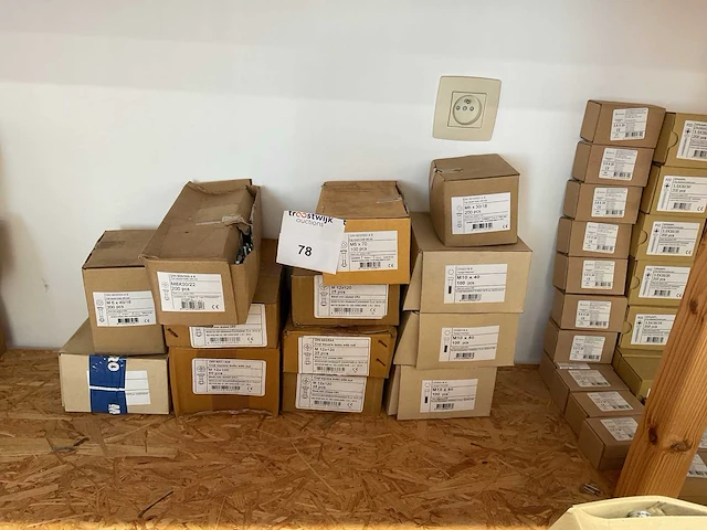13 dozen bouten - afbeelding 1 van  6