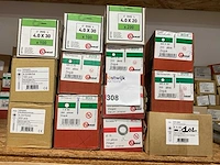 13 dozen houtbouten en schroef haken - afbeelding 1 van  5
