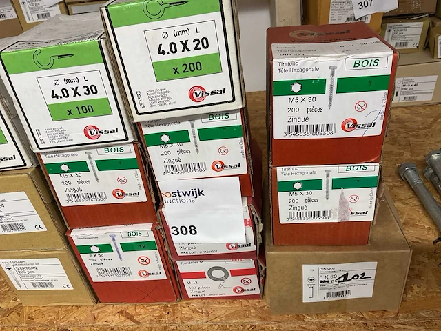 13 dozen houtbouten en schroef haken - afbeelding 4 van  5