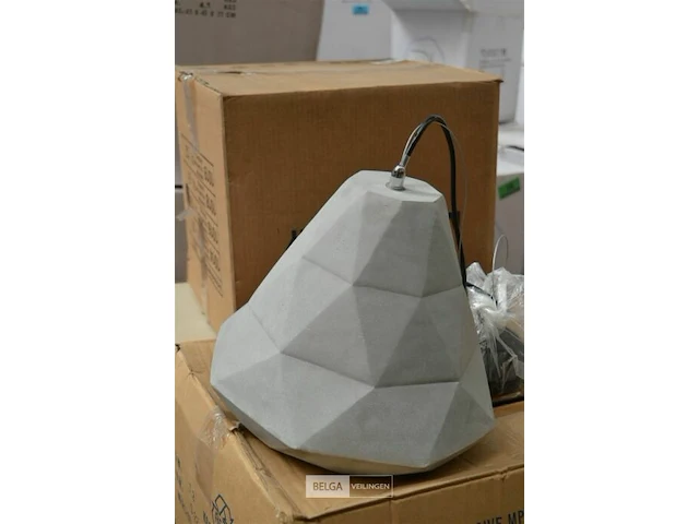 ±13 dozen x 1st design lamp 39x39x34 cm - afbeelding 1 van  5