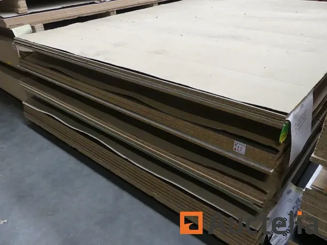 13 egger melamine spaanplaat panelen - afbeelding 2 van  4