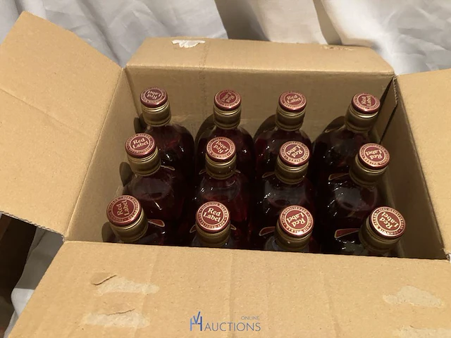 13 flessen whisky red label - afbeelding 3 van  4