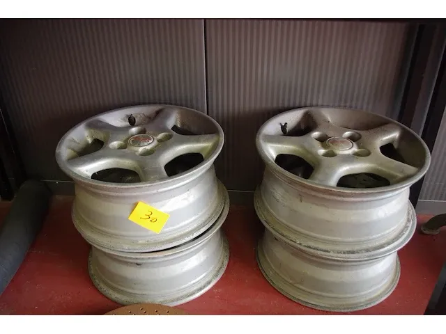 13 inch velgen aluminium - afbeelding 1 van  1