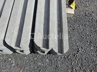 13 palen en 38 betonplaten - afbeelding 9 van  10