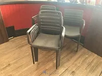 13 pvc terrasstoelen - afbeelding 1 van  3