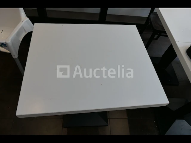 13 restaurant tafels - afbeelding 3 van  5