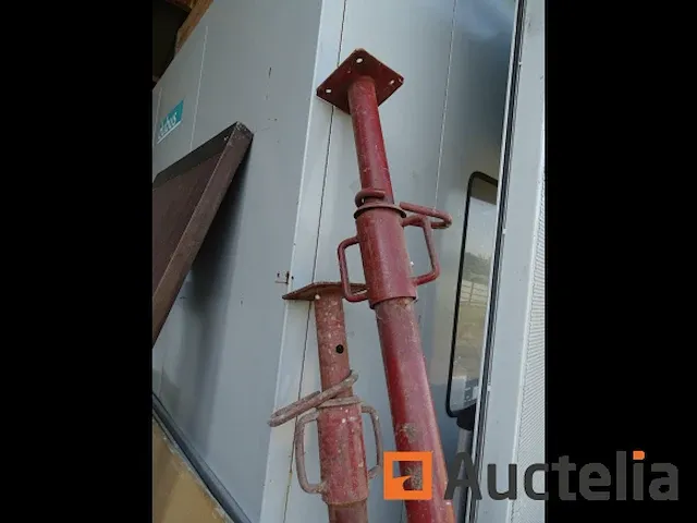 13 schoren compleet en 1 onvolledig - afbeelding 7 van  10