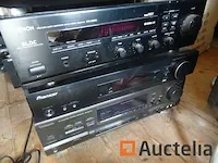 13 versterkers, 1 dubbele cassettespeler - afbeelding 2 van  10