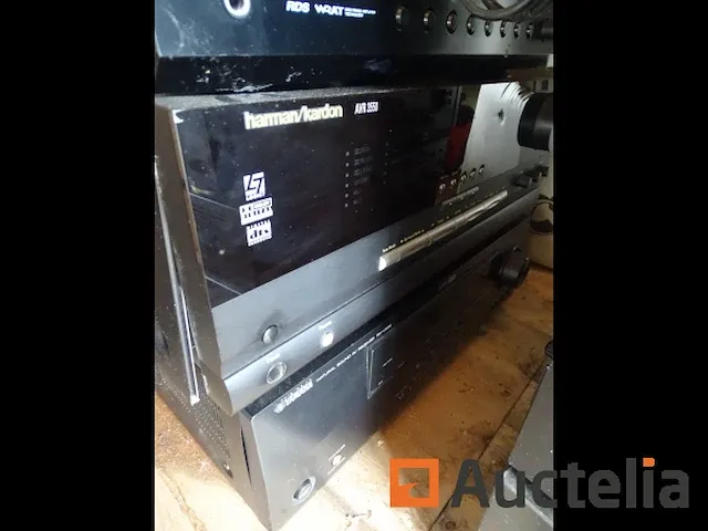 13 versterkers, 1 dubbele cassettespeler - afbeelding 4 van  10