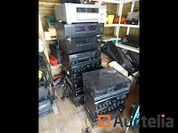 13 versterkers, 1 dubbele cassettespeler - afbeelding 5 van  10