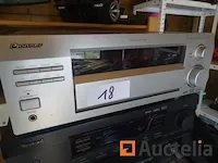 13 versterkers, 1 dubbele cassettespeler - afbeelding 10 van  10