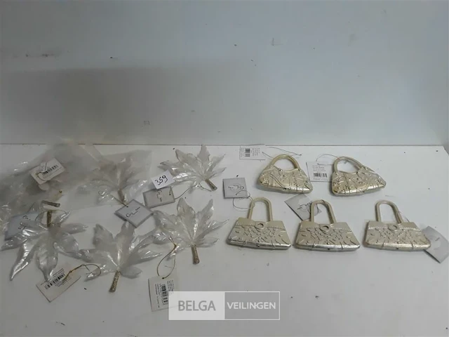 13 x hangdeco 5 x handtas 9 cm + 8 x blad acryl 13 cm - afbeelding 2 van  3