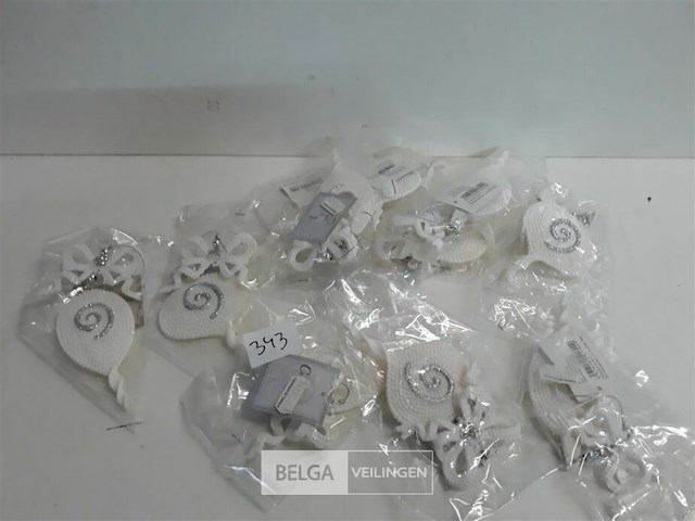 13 x hangdeco wit/zilver 2 assorti - afbeelding 1 van  3