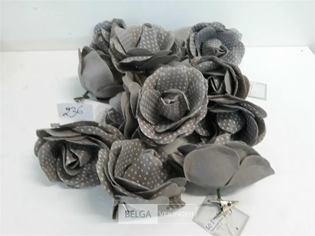 13 x roos stof grijs met clip 9 cm - afbeelding 2 van  3