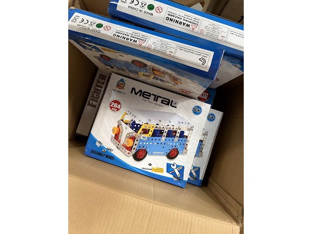 13 x speelgoed - afbeelding 1 van  1