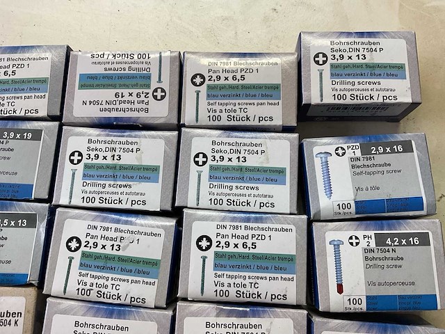 130 doosjes zelftappers; schroeven - afbeelding 8 van  8