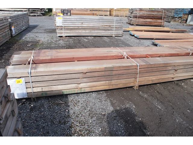 1,30 m³ padouk 65mm - afbeelding 1 van  5