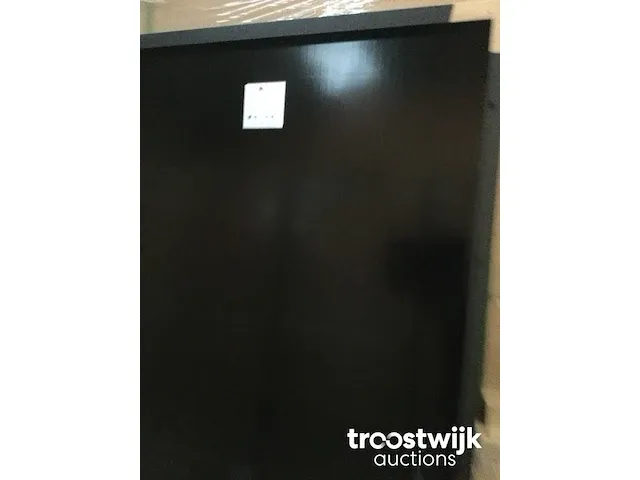 **13.200 watt ,monokristalijn,halfcell,perc , full black ( 440 watt panelen) - afbeelding 2 van  5