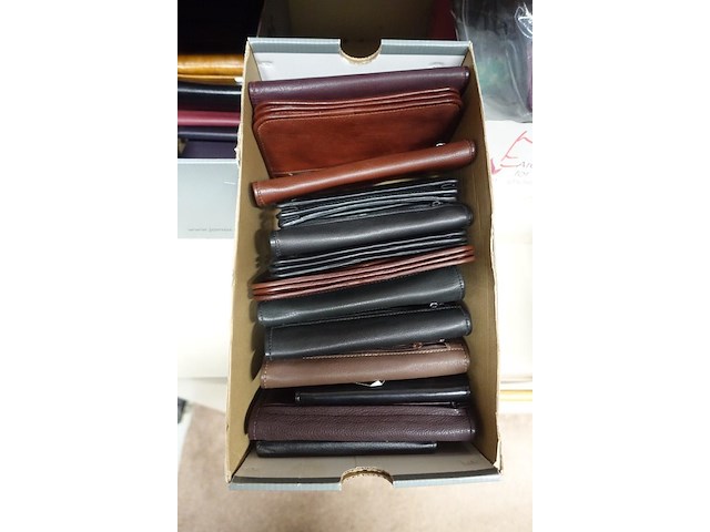 135x div lederwaren - afbeelding 5 van  12