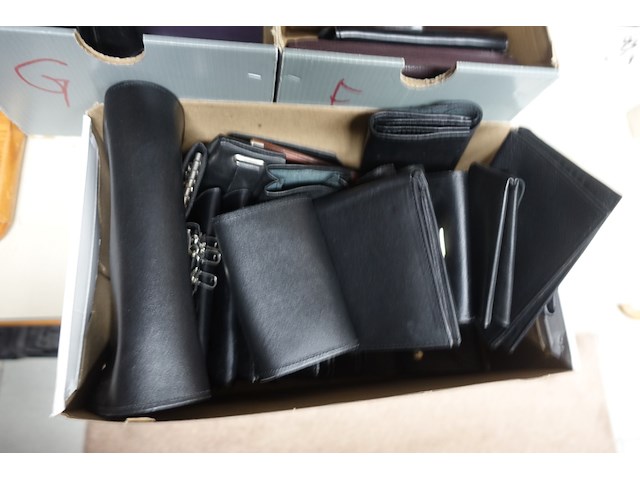 135x div lederwaren - afbeelding 6 van  12