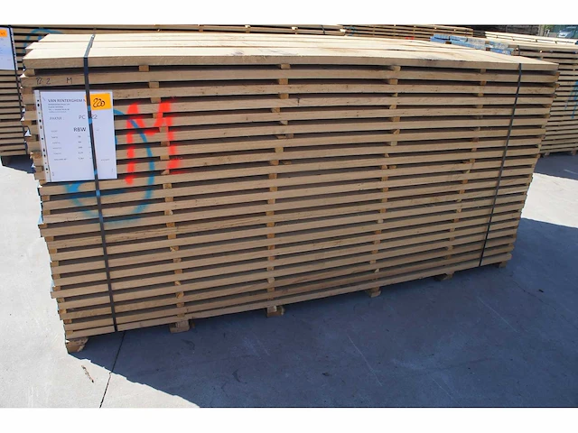 1,36 m³ eiken planken 30mm - afbeelding 1 van  4
