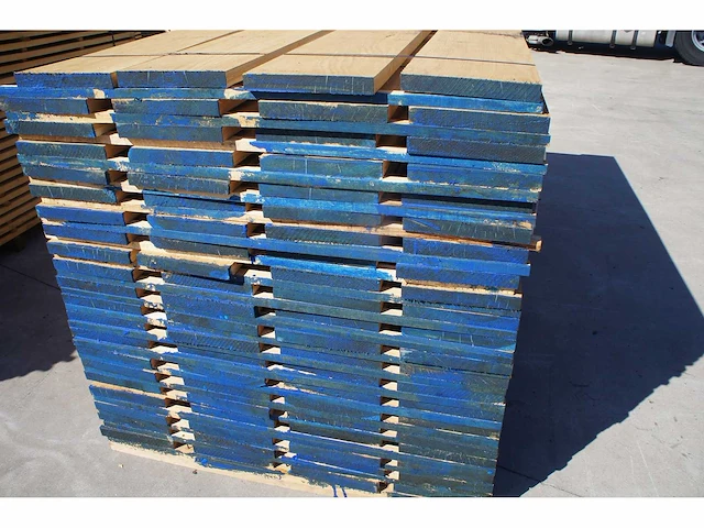 1,36 m³ eiken planken 30mm - afbeelding 3 van  4