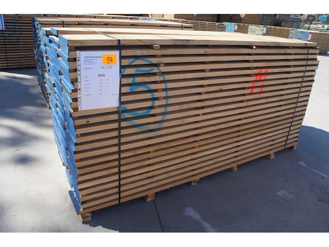 1,36 m³ eiken planken 30mm - afbeelding 1 van  4