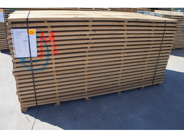 1,36 m³ eiken planken 30mm - afbeelding 1 van  4