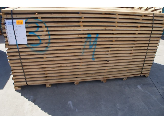 1,36 m³ eiken planken 30mm - afbeelding 1 van  4