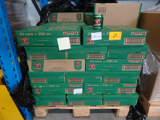 1368x 250ml energy drink carabao - afbeelding 1 van  3