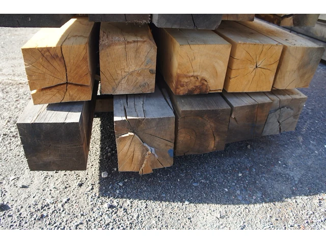 1,37 m³ eiken balken 200x200 - afbeelding 4 van  4