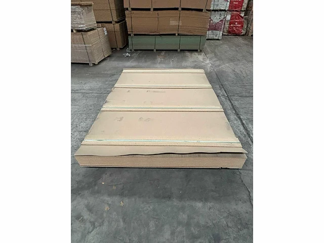139,1 m² mdf 2,07 m breed 2,80 m lang 0,8 cm dik - afbeelding 4 van  4