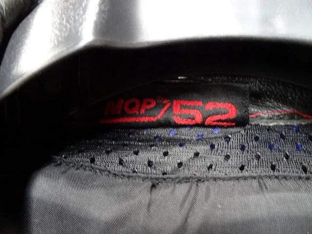 13x diverse motorjassen - afbeelding 8 van  36