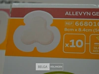 ±14 allevyn pleisters 8,4x8 en8x15cm - afbeelding 5 van  5