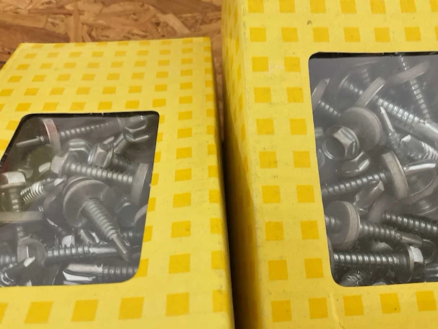 14 dozen dakschroeven; inslagankers - afbeelding 3 van  9