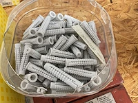 14 dozen dakschroeven; inslagankers - afbeelding 4 van  9