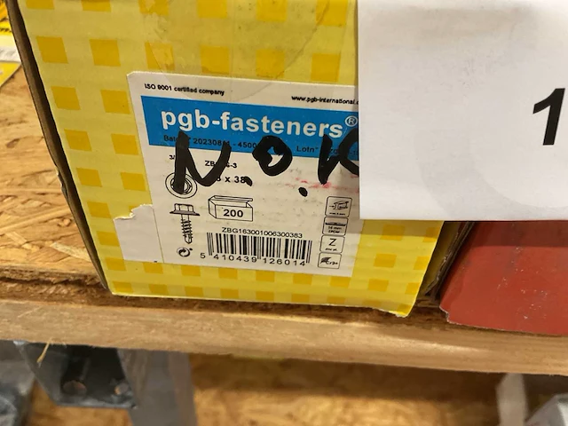 14 dozen dakschroeven; inslagankers - afbeelding 8 van  9