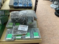 14 dozen houtdraadbouten; afdekdopjes - afbeelding 1 van  10