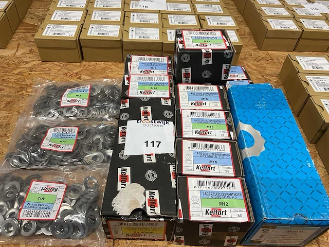 14 dozen zeskantmoeren; rondellen; houtdraadbout - afbeelding 1 van  7