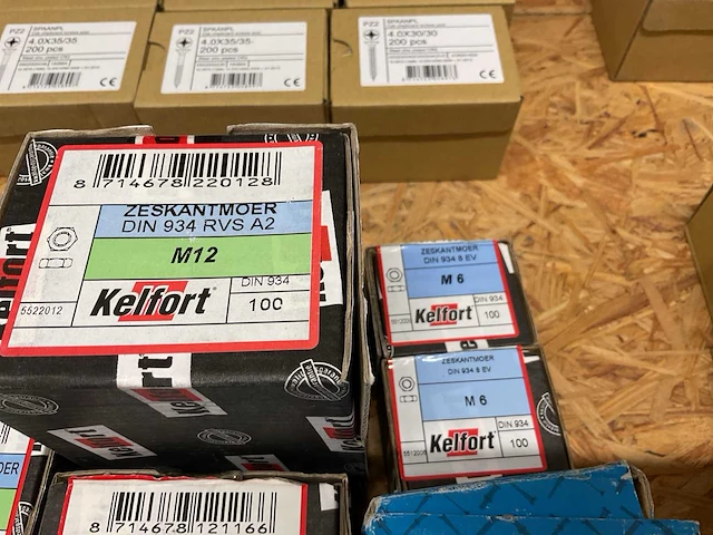 14 dozen zeskantmoeren; rondellen; houtdraadbout - afbeelding 5 van  7