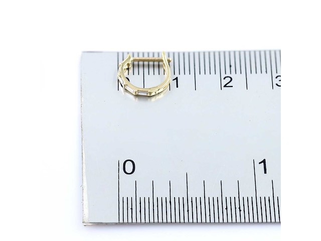 14 kt geelgouden oorbel met natuurlijke diamant - afbeelding 6 van  6