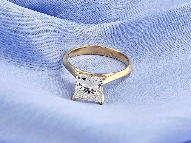 14 kt geelgouden ring 2,86 cts met laboratoriumgekweekte diamant - afbeelding 7 van  8