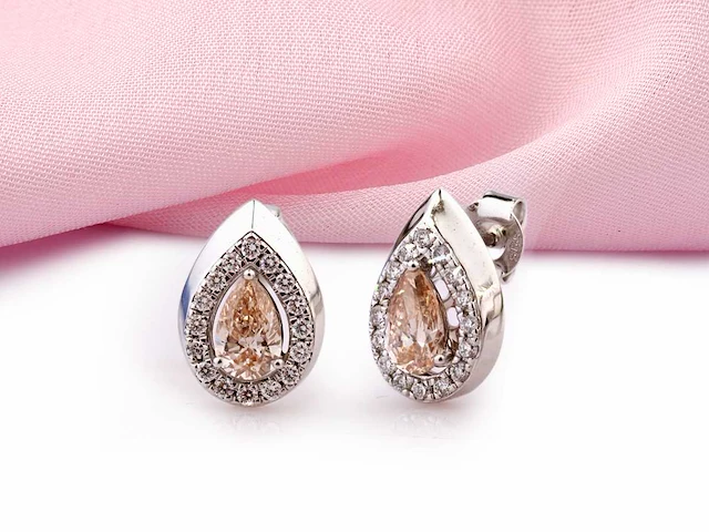14 kt white gold earring with 1.39 cts lab grown diamond - afbeelding 7 van  7