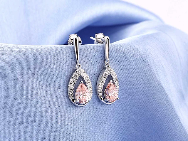 14 kt white gold earring with 1.90 cts lab grown diamond - afbeelding 7 van  7
