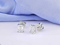 14 kt white gold earring with 2.0 cts emerald cut lab grown diamond - afbeelding 6 van  6